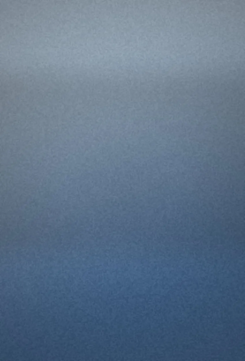 Colonne de lumière, bleu brume et béton — placeholder
